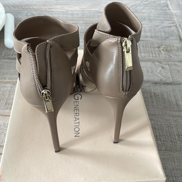 BCBG Strapped Heels - Picture 4 of 7
